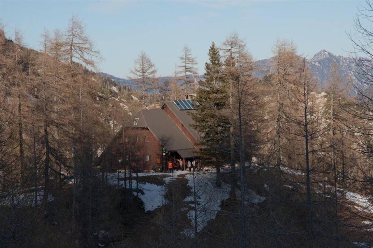 Erjavceva Mountain Hut At Vrsic Pass Hotel Kranjska Gora Ngoại thất bức ảnh