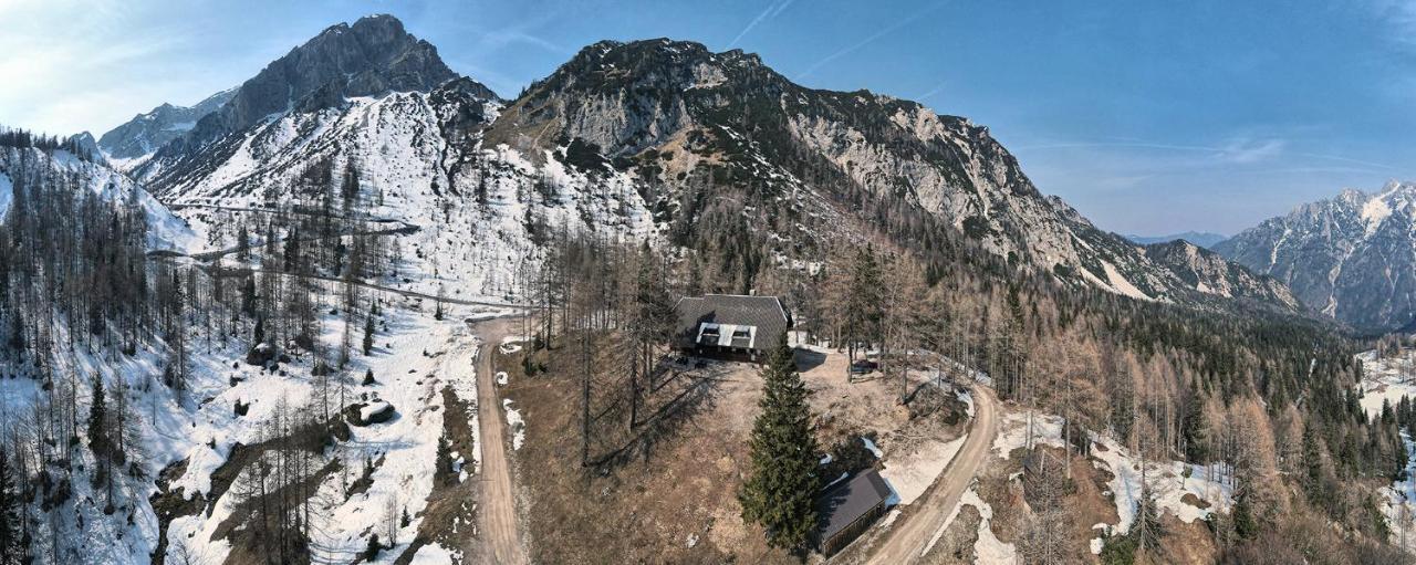 Erjavceva Mountain Hut At Vrsic Pass Hotel Kranjska Gora Ngoại thất bức ảnh